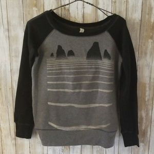 Bella super soft cozy sweatshirt size s